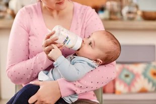 AVENT ПЛЯШКА ДЛЯ ГОДУВАННЯ ANTI-COLIC 260МЛ