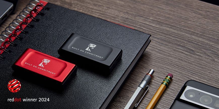 Накопичувач зовнішній SSD Portable USB 2.0ТB Kingston SXS1000 BoC Black (SXS1000/2000GA)