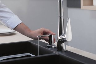 Hansgrohe Дозатор для миючих засобів A51, 500мл, чорний матовий