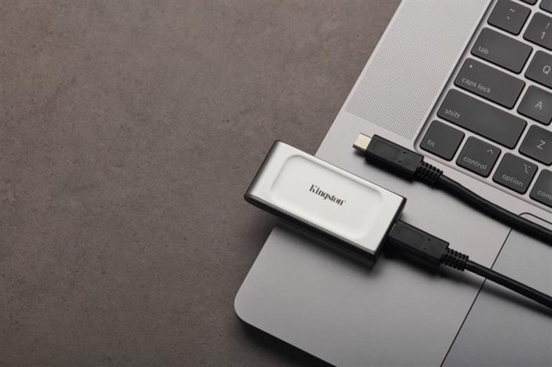 Накопичувач зовнішній SSD Portable USB 500GB Kingston XS2000 Silver (SXS2000/500G)