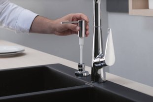 Hansgrohe Дозатор для миючих засобів A51, 500мл, сталевий